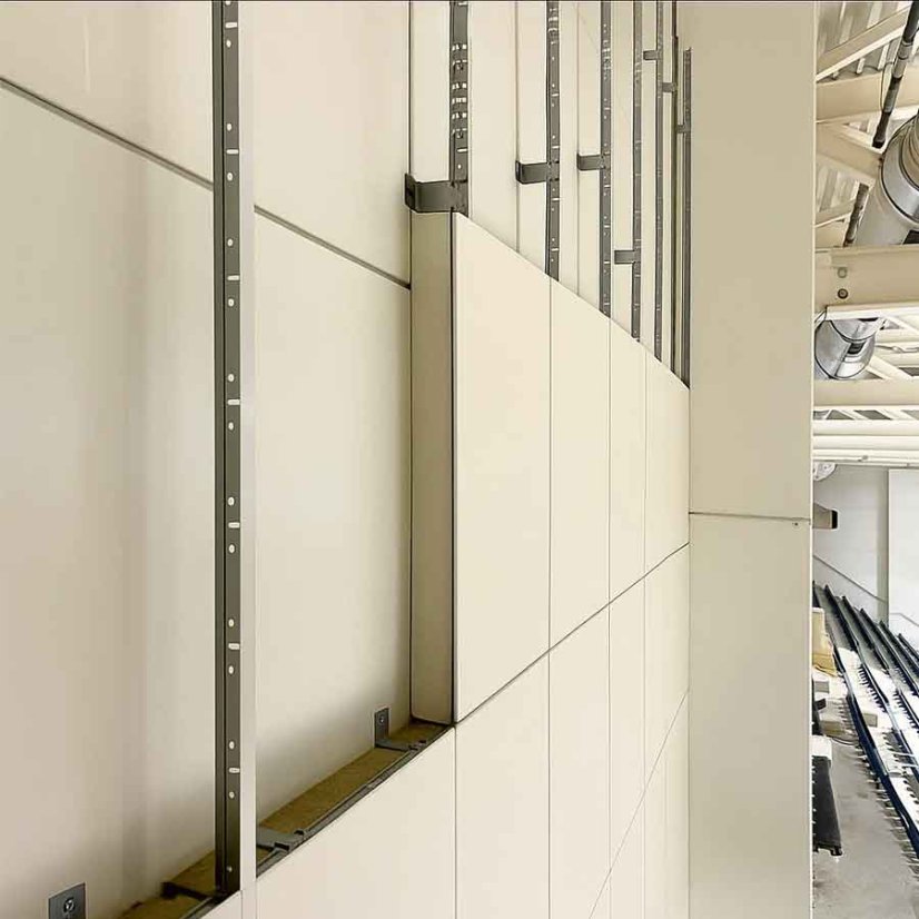 Montáž panelov Industry do T profilov