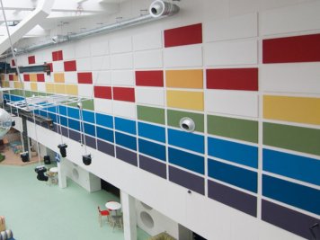 Disko sála Kočkovce s panelmi Modular