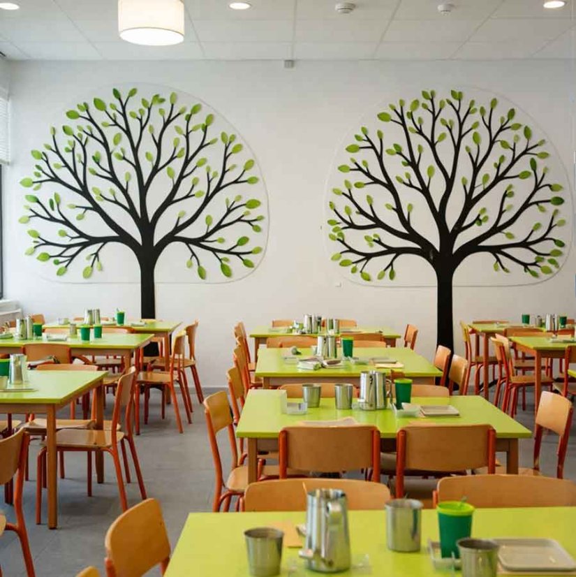 Strom B biela koruna + listy