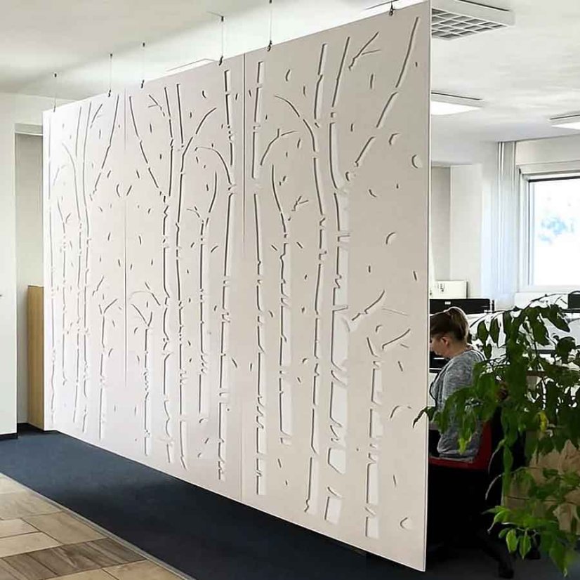 Paravan visiaci farba light Camel s bielym pozadim vzor Breza