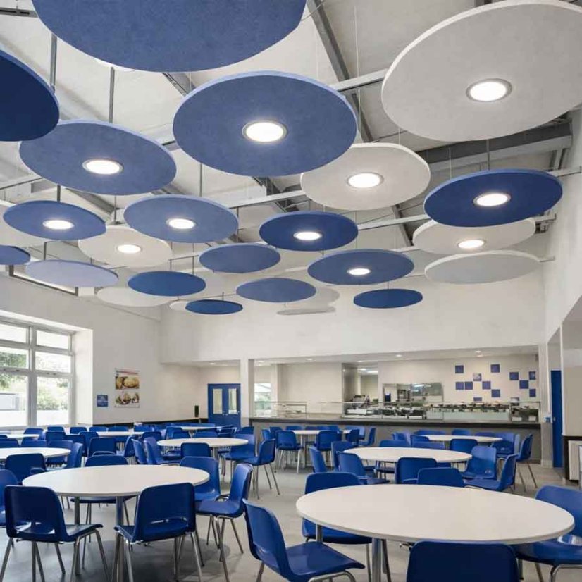 Akustické a svetelné riešenie jedálne